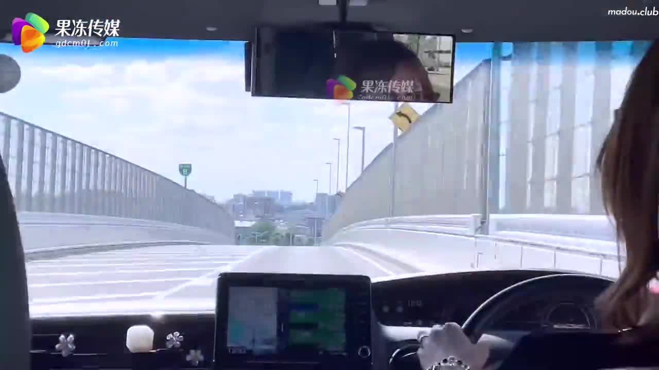 CUS-1345 我和极品女友的夏日浪漫之旅-第二弹