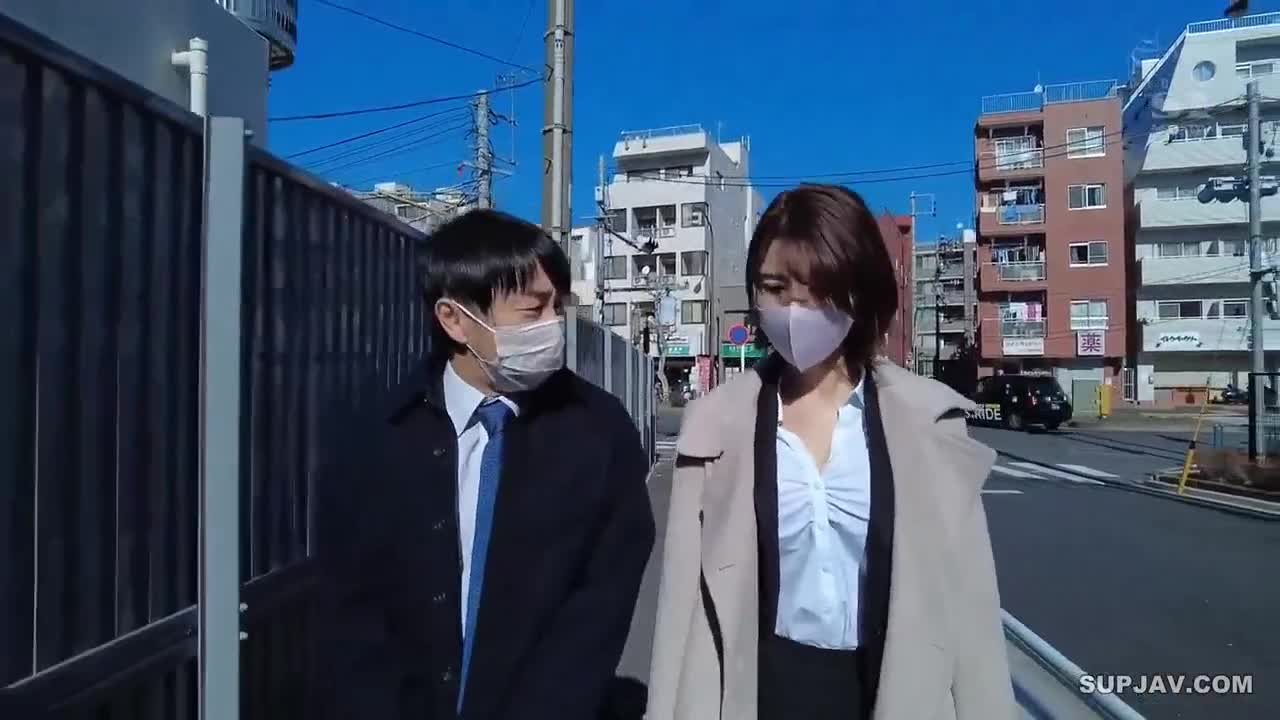 SSIS-406 才华横溢的女上司随心所欲带我四处走动背脸约会苍井司 - 葵司