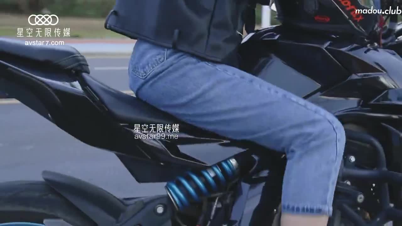 CUS-991 机圈茶艺女 骑完机车再骑闺蜜的男友