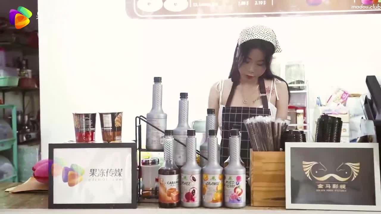 CUS-1117 咖啡厅的放荡
