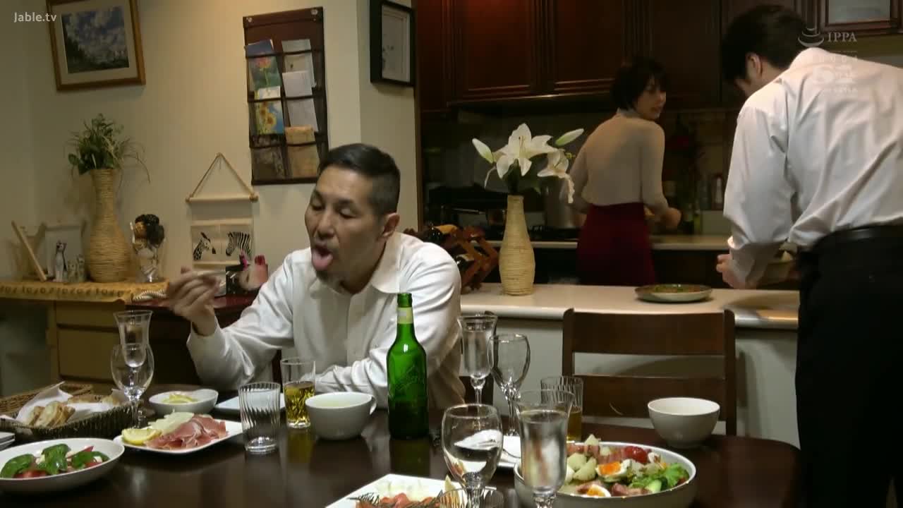 SSNI-518 趁上司出差不在家与他老婆葵司疯狂做爱的三天-葵司