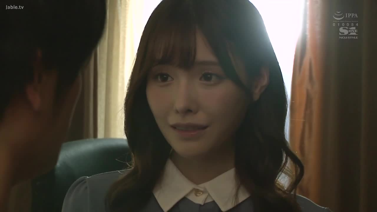 SSNI-706 我最爱的女友桥本有菜被巨汉前辈压在身下抽插我却无能为力只能对著影片自慰 - 桥本有菜 (新有菜)