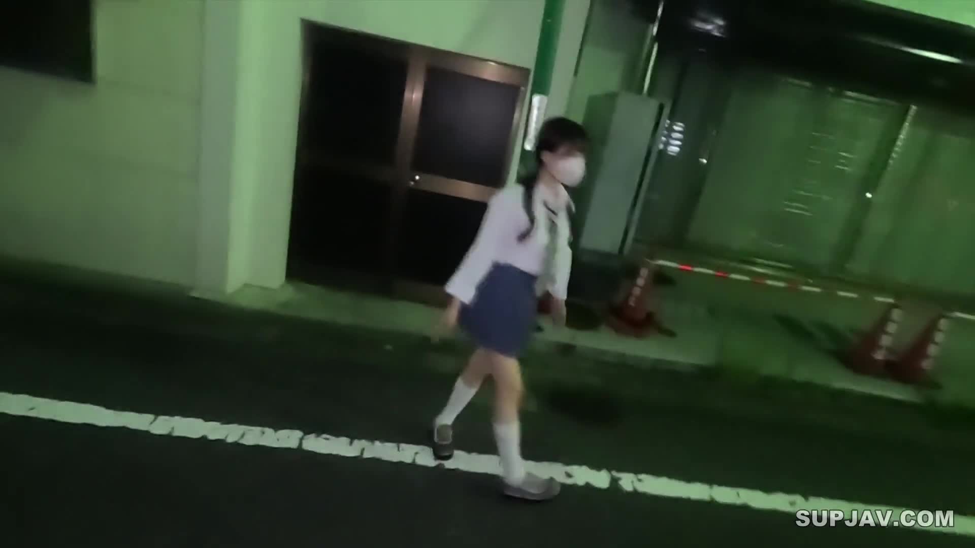 FC2-PPV-3854549 通过了偶像试镜。光秃秃的房子