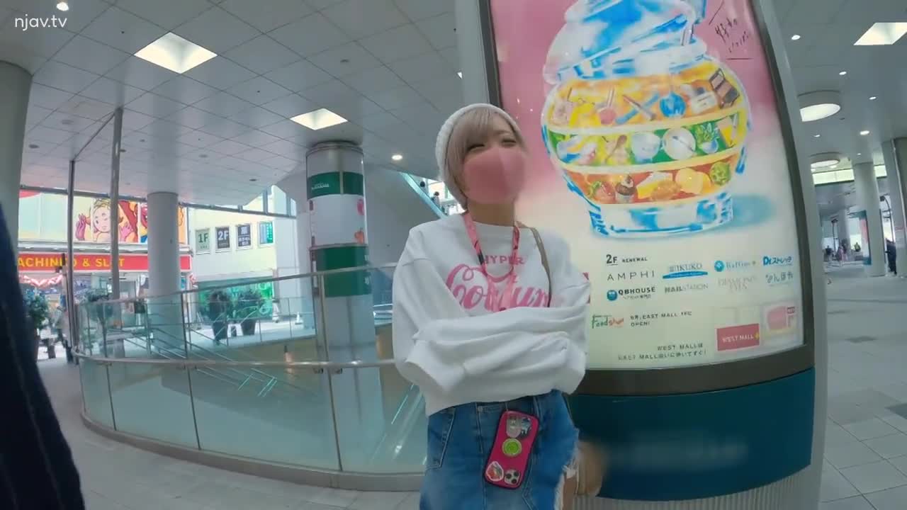 FCT-016 F罩杯巨乳 萝莉脸棕色正妹与爸爸做爱 巨大的体内射精在紧剃的阴户