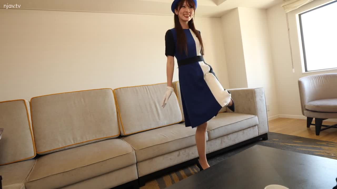 KAMEF-051 专门从事个人摄影的S级接待员照片会议莎莉（27）町田镜头的BLACK KAMEKO FILE.51上市公司美丽接待员的私生活