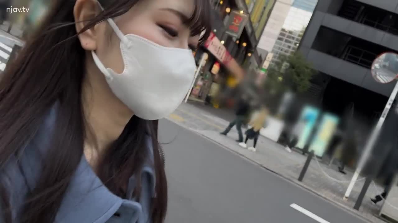 EROFV-205 素人女大学生 伊藤香，22岁，在某棒球场兼职卖啤酒的超可爱女大学生