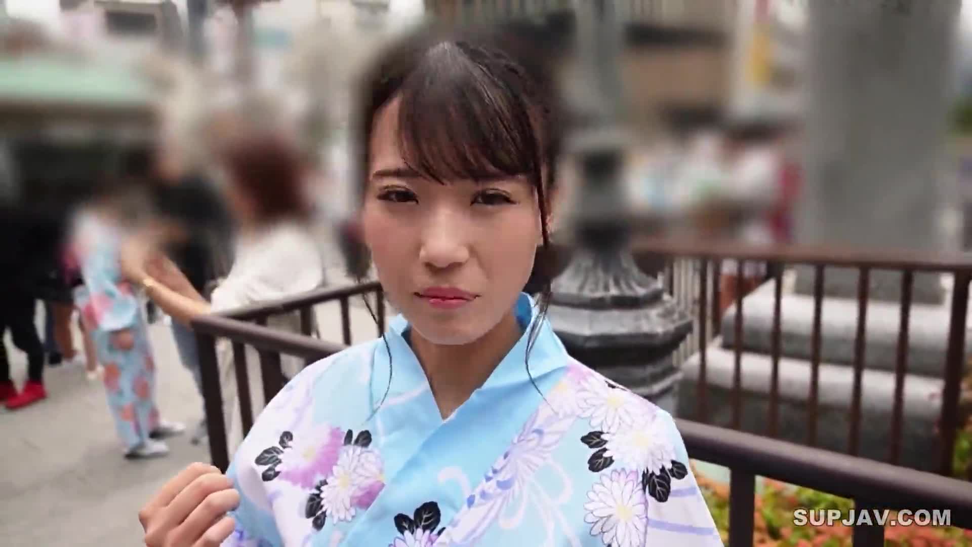 FC2-PPV-3890862 潮吹大学学生21岁