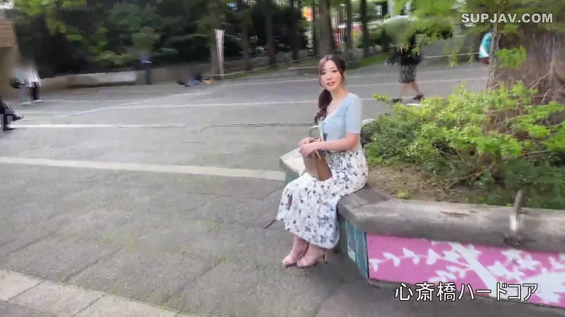 FC2-PPV-3825825 超S级G胸人妻喝酒式俄罗斯真人paco