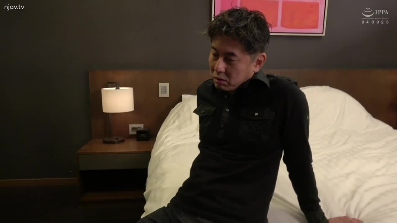 OSST-030 韩国熟女不行 porori浴 当我看到太色情的身体时，我的胯部完全勃起！尤希