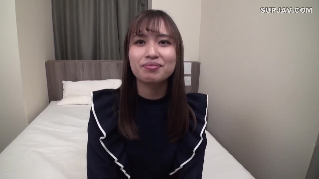 FC2-PPV-3249322  诱人辣带美女两大巨人 全身搜索，灵敏度MAX，深喉