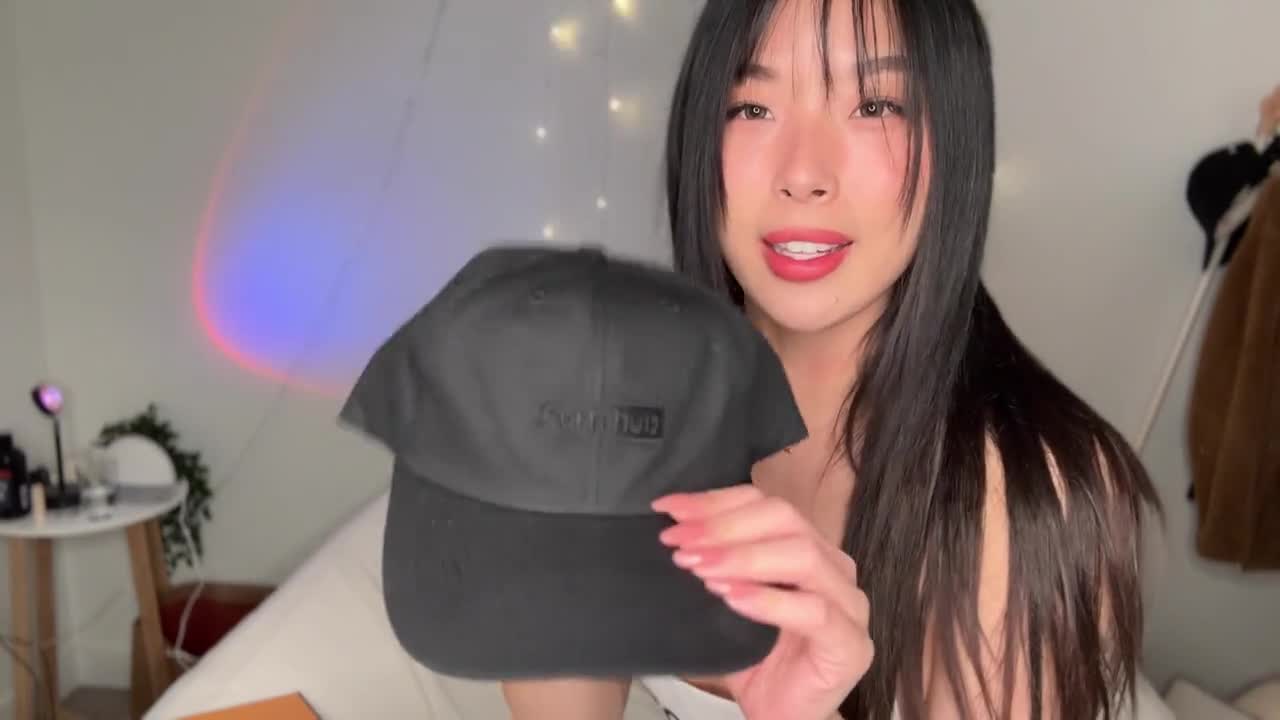 Korean Babe Gets TRIPLE CREAMPIE during 25K Subs Unboxing (AMAF)