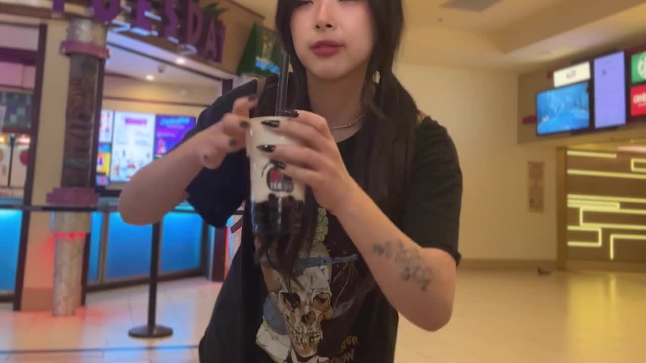 Gamer Nerd Pounds Egirl in Cosplay After Valorant Game